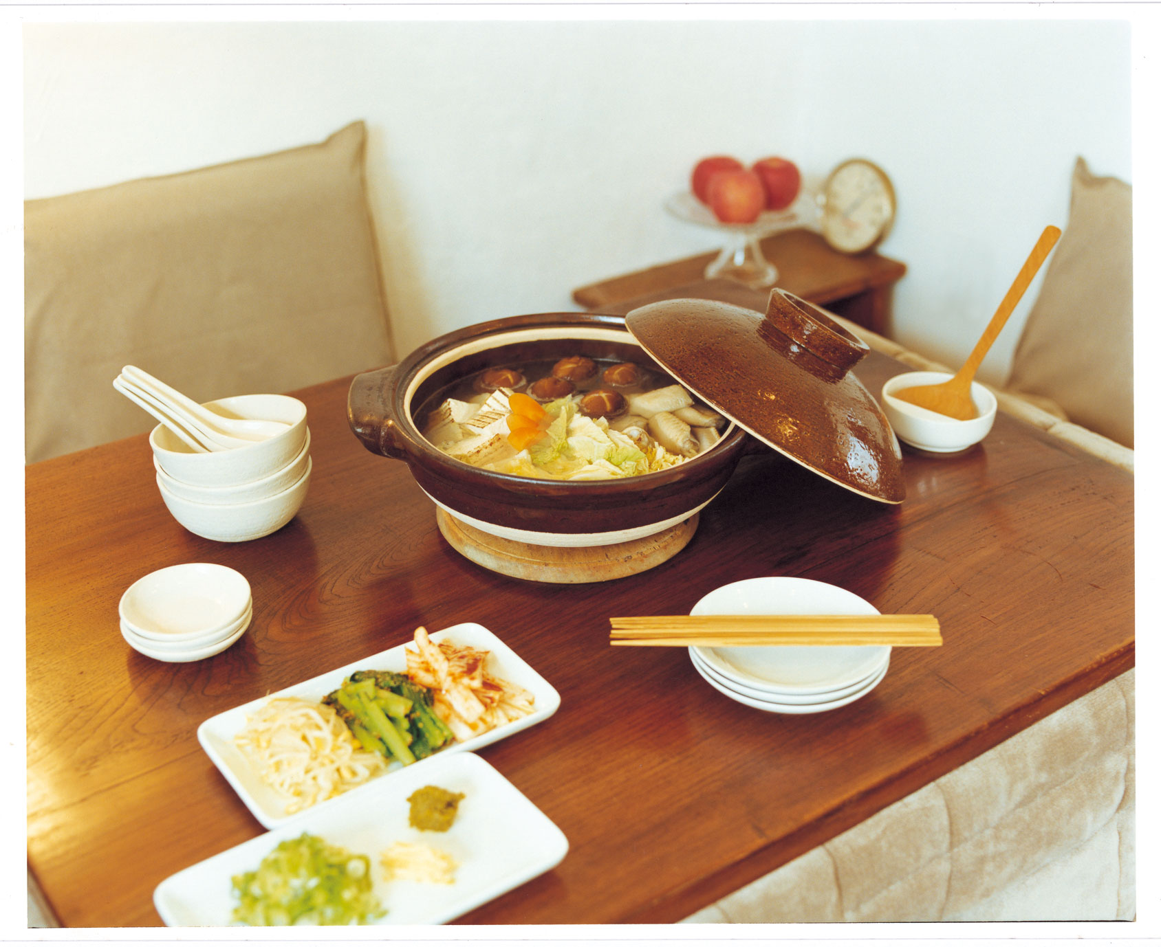 土鍋類食器主要分為炊飯土鍋、伊賀燒輕量土鍋，其中伊